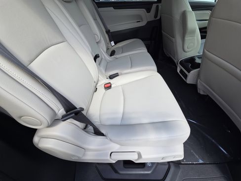 New 2026 Honda Odyssey EX-L image 24