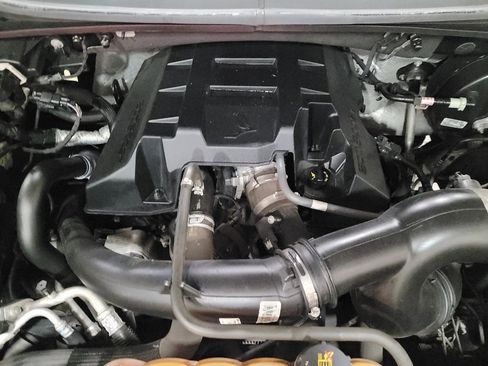 Used 2015 Ford F150 XLT w/ Equipment Group 302A Luxury RWD image 30