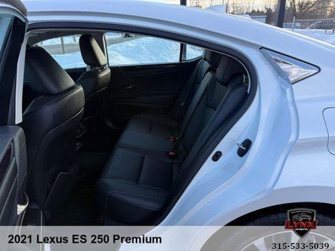Used 2021 Lexus ES 250 w/ Premium Package image 45