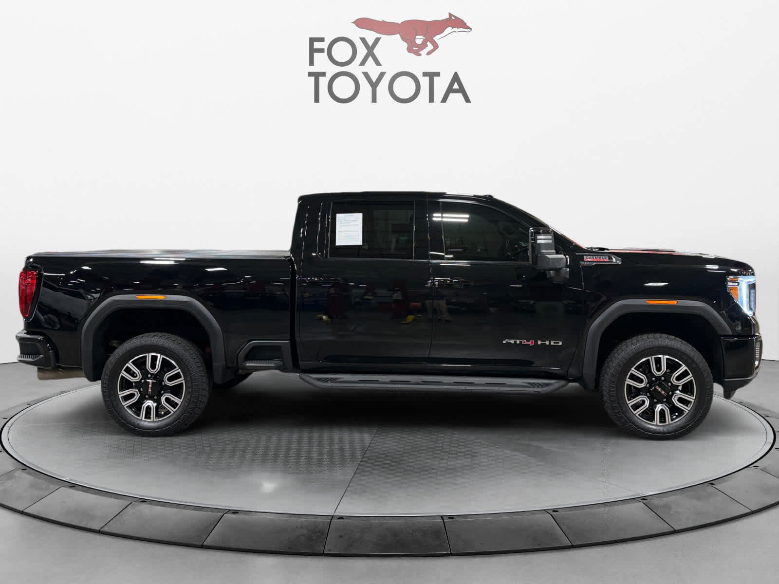 Used 2022 GMC Sierra 2500 AT4 w/ AT4 Preferred Package AWD/4WD image 7