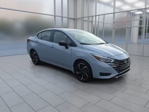 New 2025 Nissan Versa SR w/ Trunk Package image 2