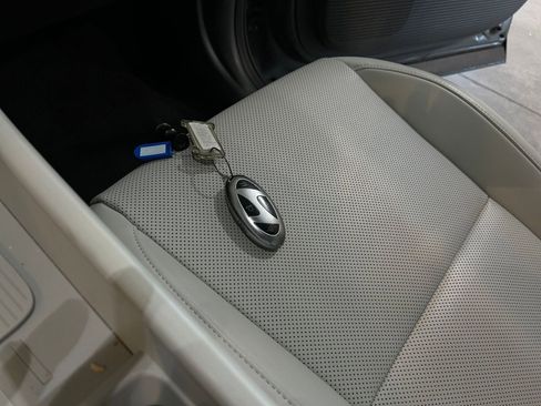 Used 2025 Hyundai Santa Fe SEL AWD/4WD image 21