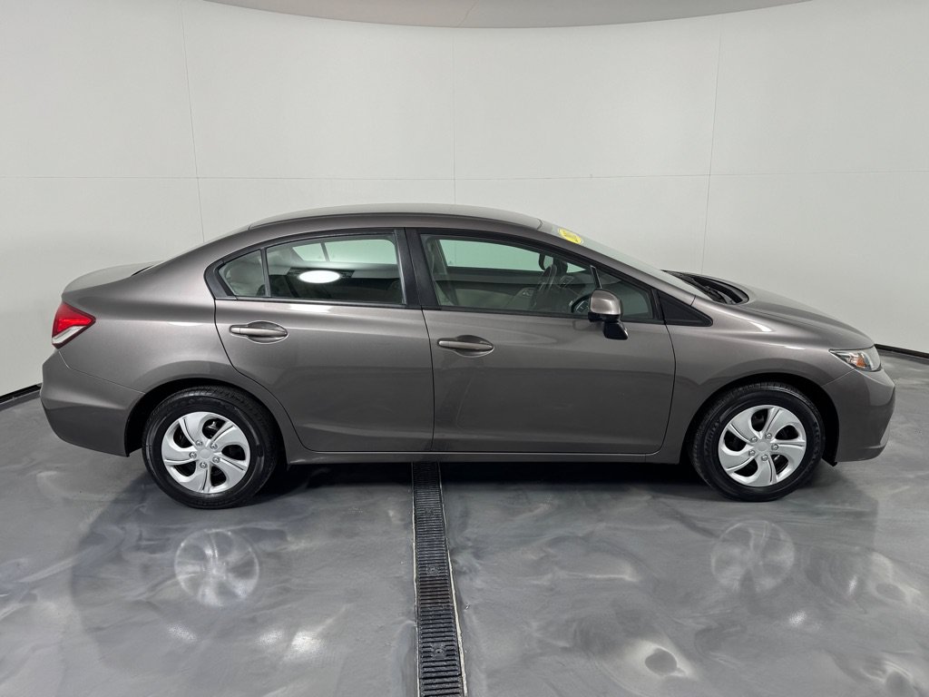 Used 2013 Honda Civic LX image 4