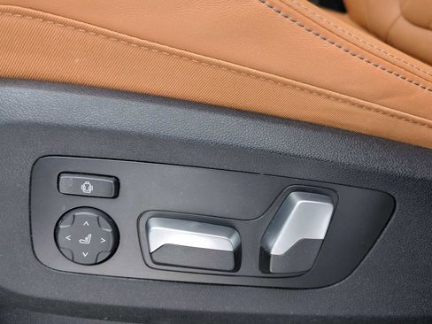 Certified 2024 BMW X5 xDrive50e w/ Premium Package image 16