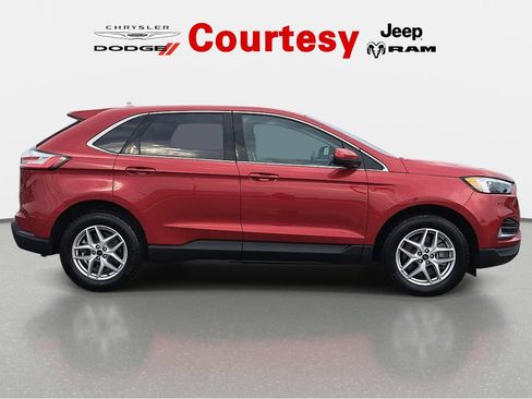 Used 2023 Ford Edge SEL AWD/4WD image 3