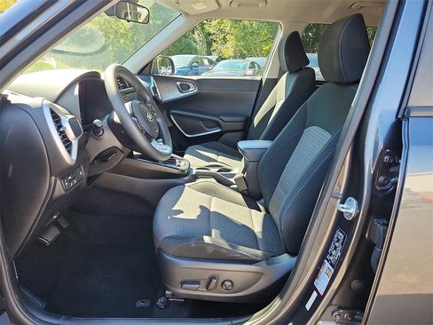 Used 2021 Kia Soul S image 14