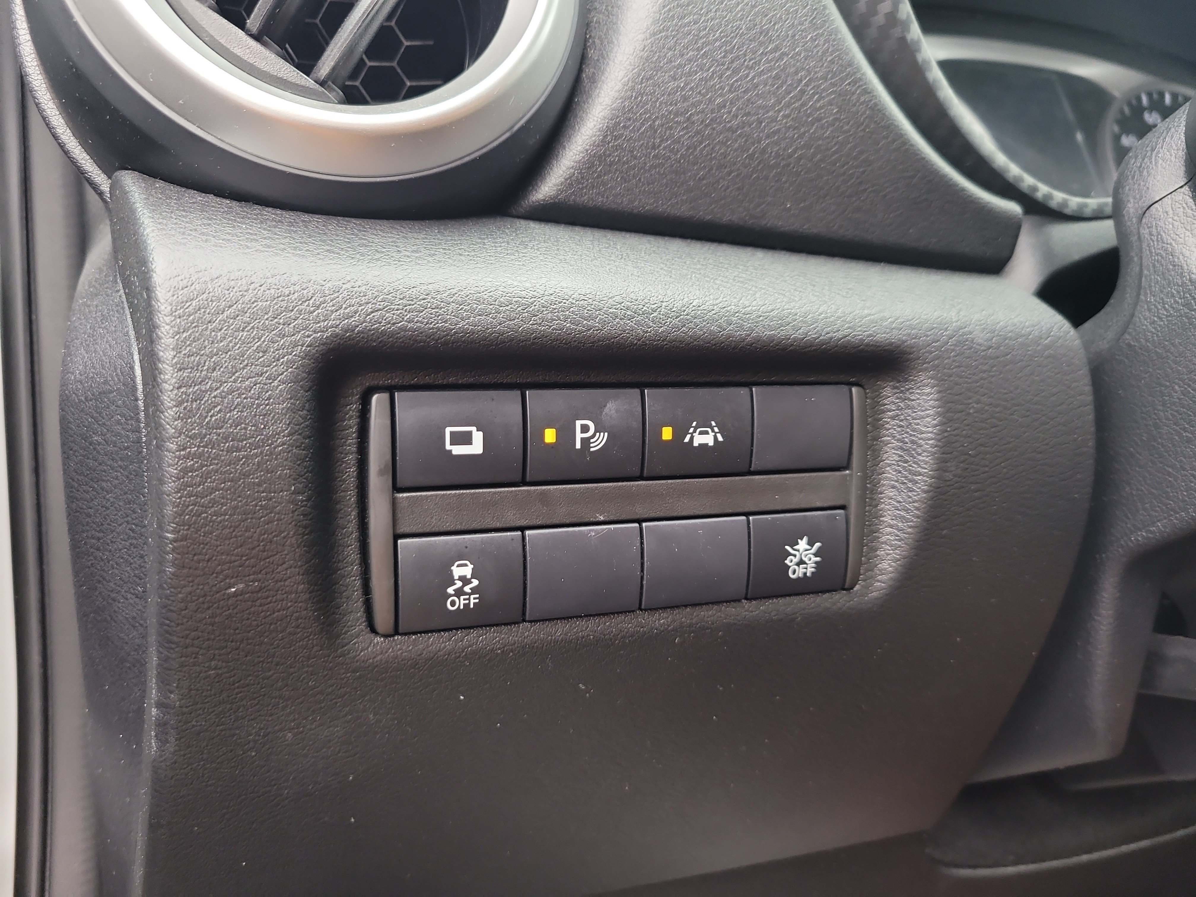 Used 2023 Nissan Versa S w/ Trunk Package FWD image 31