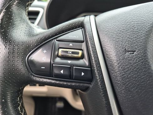 Used 2016 Nissan Maxima 3.5 SL FWD image 11