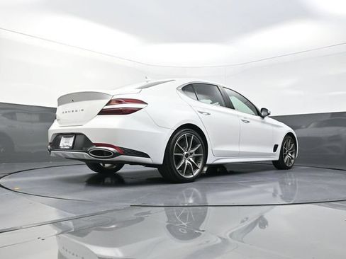 Used 2025 Genesis G70 2.5T RWD image 36