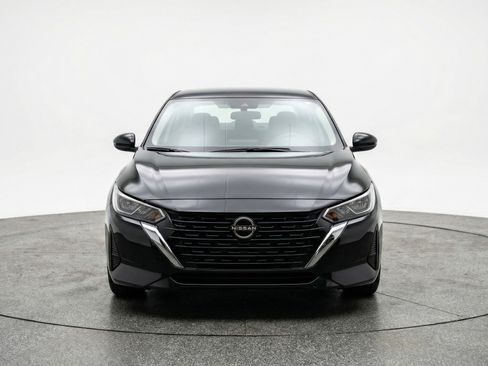 Used 2025 Nissan Sentra S FWD image 2