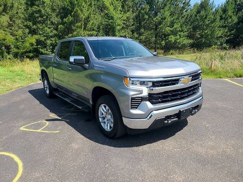 Certified 2023 Chevrolet Silverado 1500 LT AWD/4WD image 1
