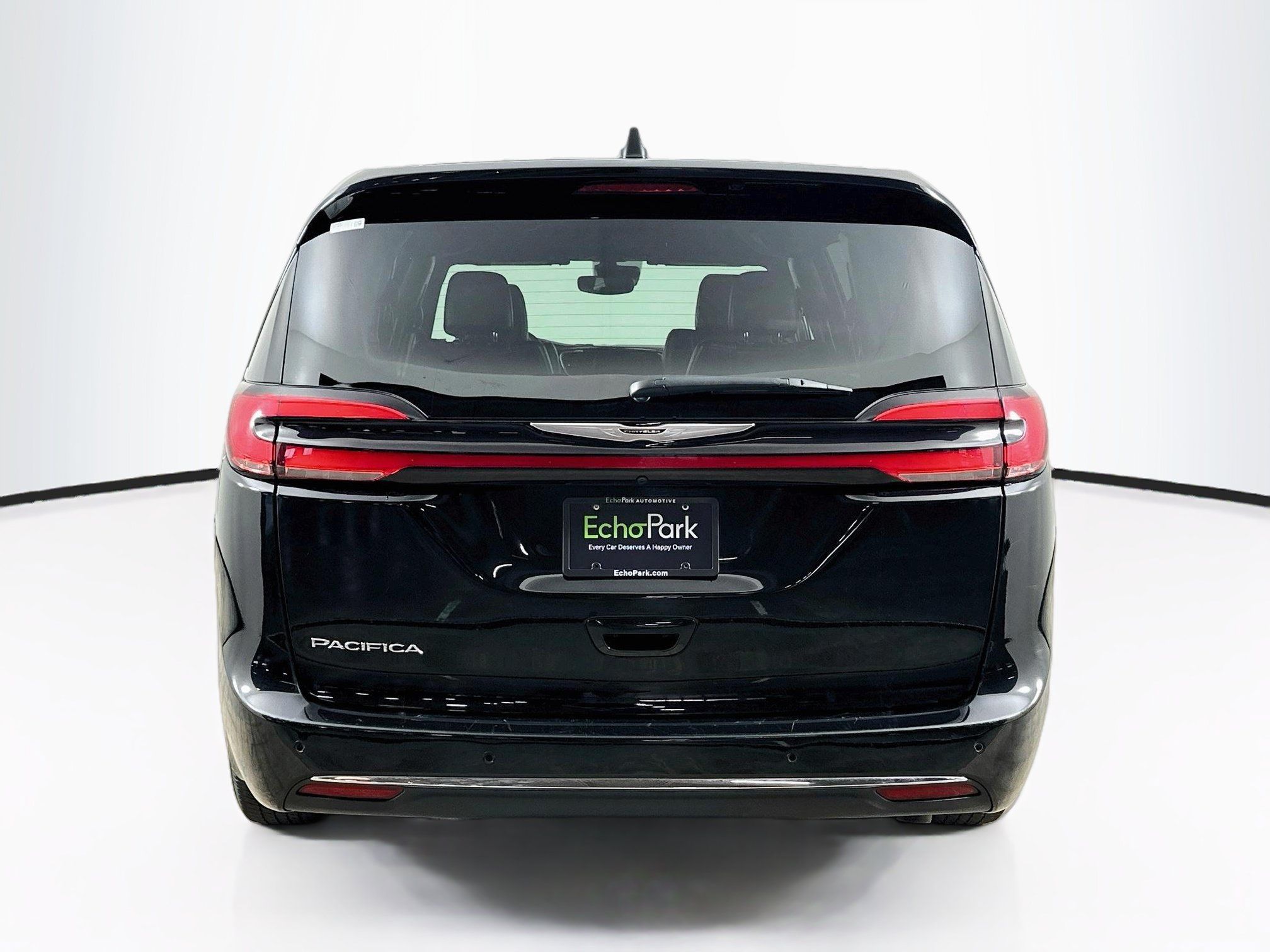 Used 2025 Chrysler Pacifica Select FWD image 7