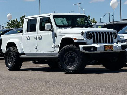 Used 2022 Jeep Gladiator Overland AWD/4WD image 2