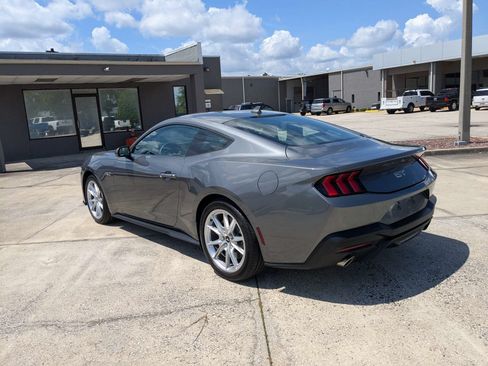 Used 2025 Ford Mustang GT Premium RWD image 6