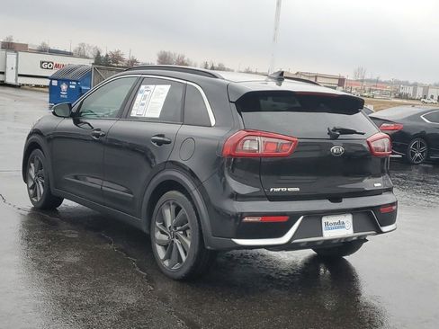 Used 2017 Kia Niro EX image 5