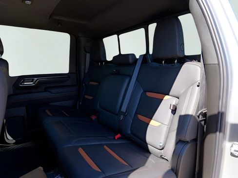 New 2025 GMC Sierra 2500 AT4 w/ AT4 Premium Plus Package image 23