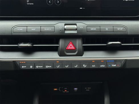 New 2025 Kia K4 LX image 19