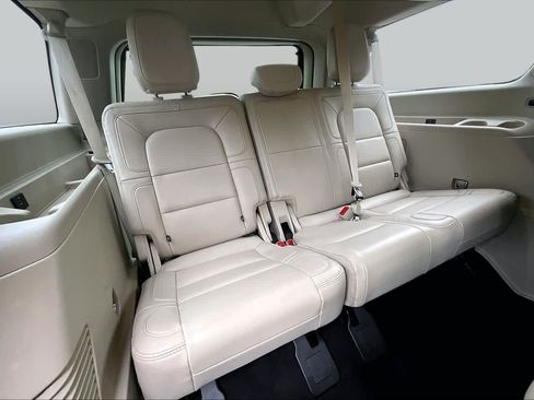 Used 2021 Lincoln Navigator L Reserve w/ Luxury Package AWD/4WD image 23