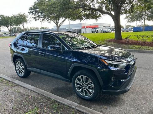 Used 2023 Toyota RAV4 XLE Premium FWD image 8