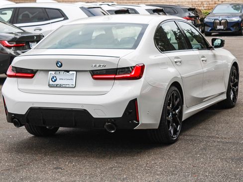 New 2026 BMW 330i Sedan w/ M Sport Package RWD image 6