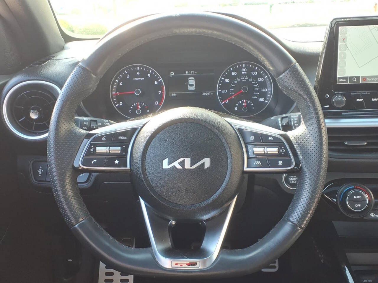 Used 2023 Kia Forte GT-Line w/ GT-Line Premium Package FWD image 9