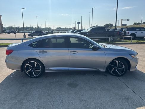 Used 2021 Honda Accord Sport image 17