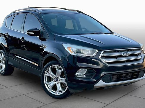 Used 2018 Ford Escape Titanium AWD/4WD image 4