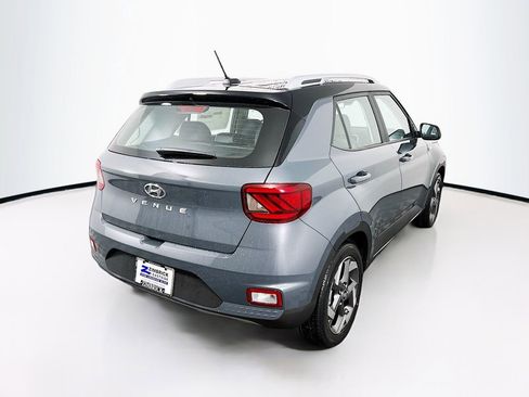Certified 2025 Hyundai Venue Limited image 9