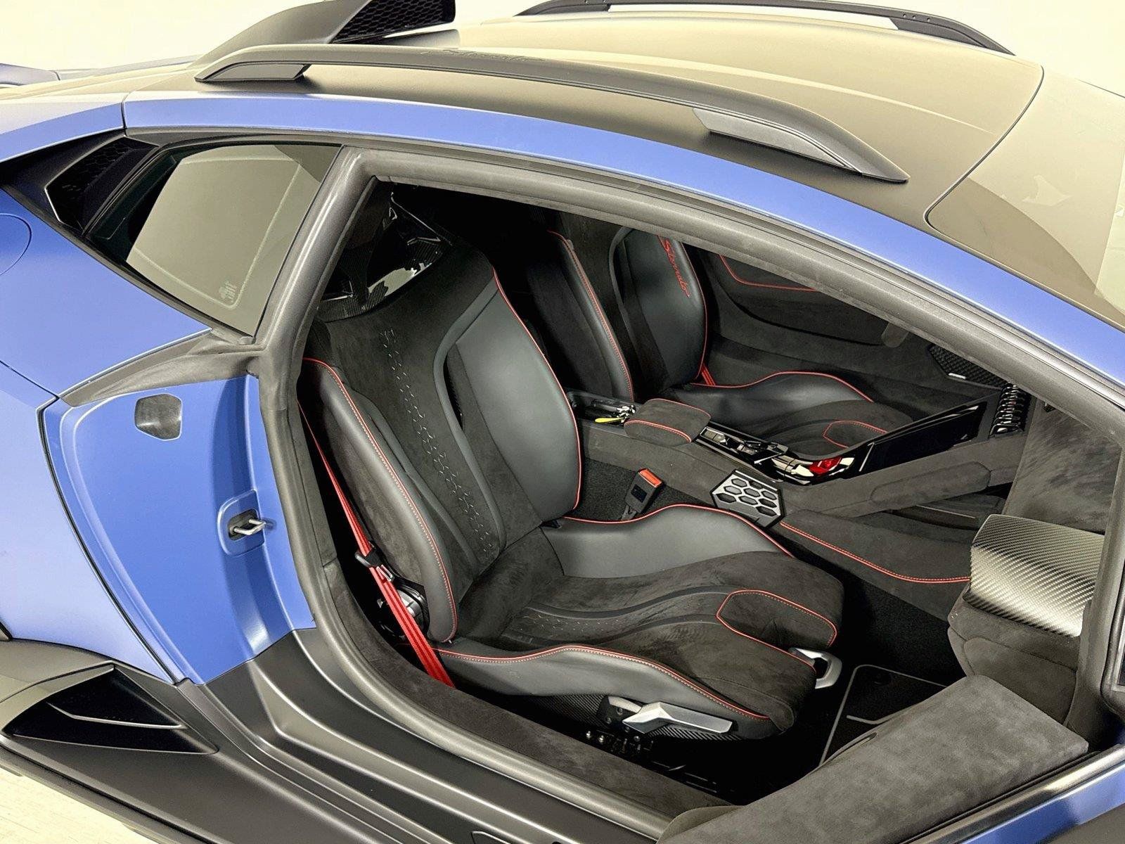 Used 2023 Lamborghini Huracan Sterrato AWD/4WD image 29