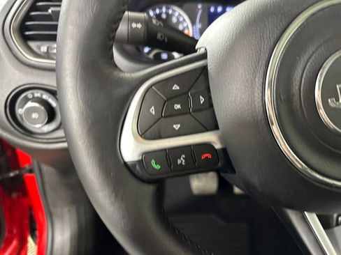 Used 2023 Jeep Renegade Latitude w/ Sun/Sound Group image 15