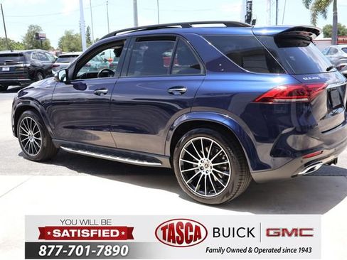 Used 2022 Mercedes-Benz GLE 450 4MATIC w/ Revised AMG Line Exterior image 6