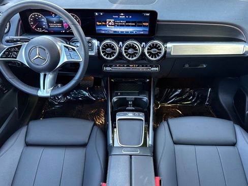 Certified 2026 Mercedes-Benz GLB 250 4MATIC image 13