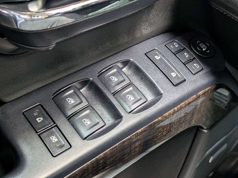 Used 2015 GMC Sierra 1500 Denali AWD/4WD image 25