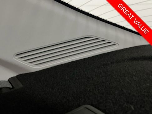 Used 2023 Hyundai Elantra SEL w/ Cargo Package image 23