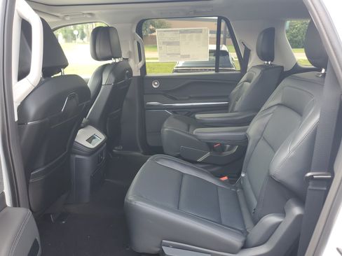 New 2027 Lincoln Navigator L Reserve AWD/4WD image 27