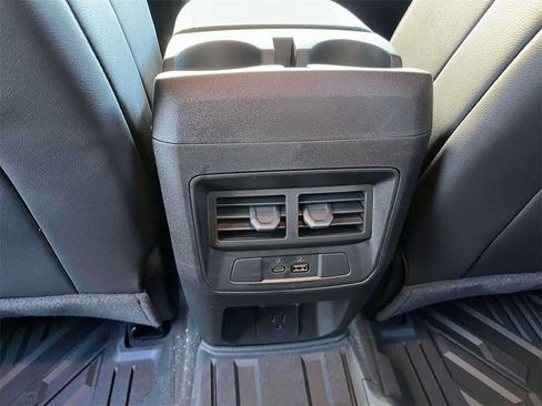 New 2026 GMC Canyon Elevation w/ Convenience Package image 15