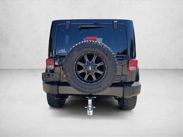 Used 2017 Jeep Wrangler Unlimited Sahara w/ Connectivity Group AWD/4WD image 6