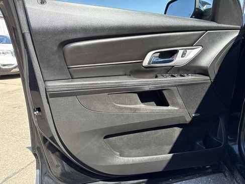 Used 2017 GMC Terrain SLT w/ Open Road Package image 14