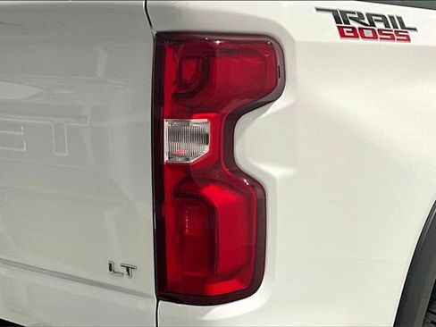 Used 2021 Chevrolet Silverado 1500 LT Trail Boss w/ Bed Protection Package image 25