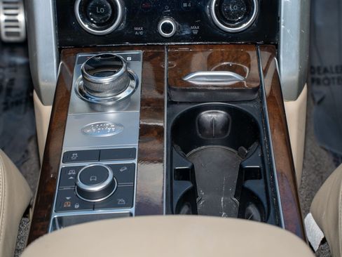 Used 2021 Land Rover Range Rover Westminster Edition image 25