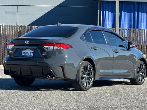 Used 2025 Toyota Corolla SE image 4