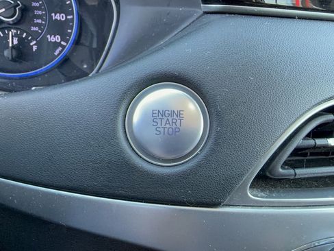 Used 2022 Hyundai Palisade SEL image 23