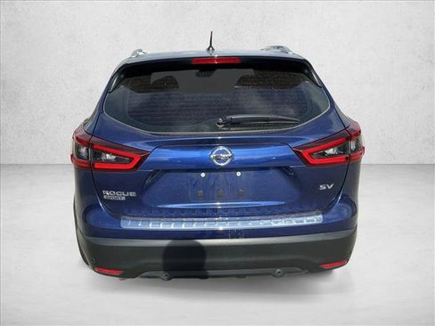 Used 2022 Nissan Rogue Sport SV FWD image 4