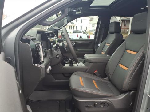 New 2026 GMC Sierra 1500 AT4 w/ AT4 Premium Package AWD/4WD image 7