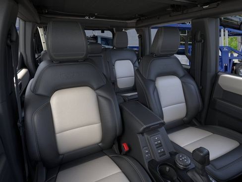 New 2026 Ford Bronco Outer Banks w/ Sasquatch Package AWD/4WD image 10