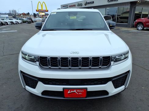 New 2026 Jeep Grand Cherokee Limited AWD/4WD image 6