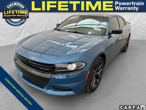 Used 2022 Dodge Charger SXT w/ Blacktop Package RWD image 1