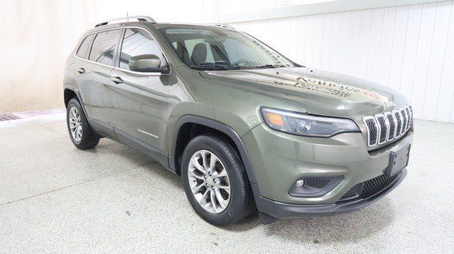 Used 2020 Jeep Cherokee Latitude Plus FWD image 5