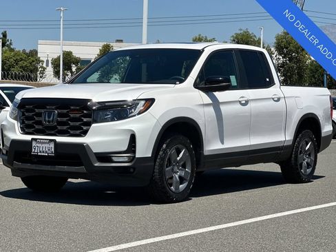 Certified 2024 Honda Ridgeline TrailSport image 8