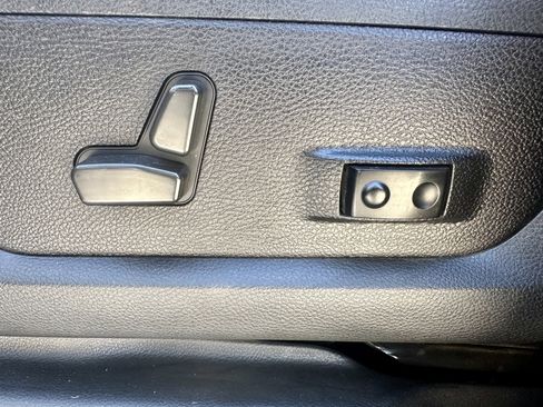 Used 2022 RAM 3500 Laramie AWD/4WD image 16